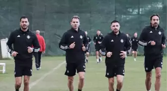 Altay'da futbolcular antrenman boykotuna devam ediyor