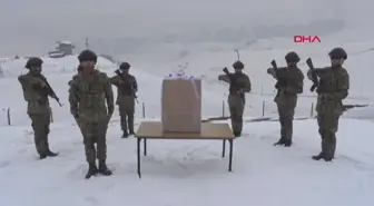 Hakkari'deki Mehmetçik, Şehit Onur Doğan İlkokulu öğrencilerine cevap mektupları gönderdi