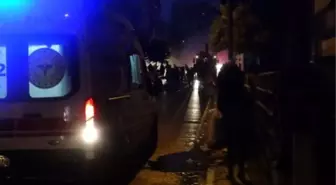 Avcılar'da Elektrikli Bisiklet Tamirhanesinde Çıkan Yangında Bir Kişi Yaralandı
