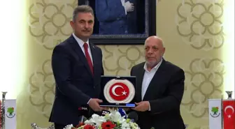 Mamak Belediyesi ile Hizmet-İş Sendikası arasında toplu iş sözleşmesi imzalandı