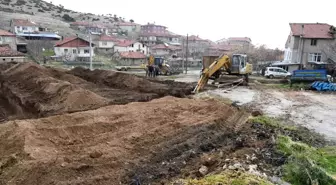 Isparta Belediyesi Kayı Köyü'nde Sosyal Tesis İnşaatına Destek Veriyor