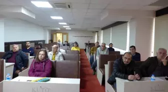 Kuşadası Ticaret Odası'nda 2023 Yılı Türkiye Ekonomisi Değerlendirmesi ve 2024 Yılı Beklentileri Toplantısı Yapıldı