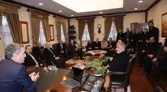 Eyüp Eroğlu, Tokat Belediyesinde coşkuyla karşılandı