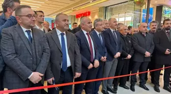 Rizeli fotoğraf sanatçısı Aytekin Kalender'in 'Fotoğraflar ile Rize' sergisi açıldı