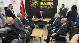 Yalova Basın Birliği Binası 10 Ocak Çalışan Gazeteciler Günü'nde açıldı