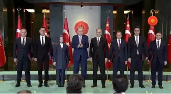 Cumhurbaşkanı Erdoğan, Aziziye Kaymakamı'na ödül verdi