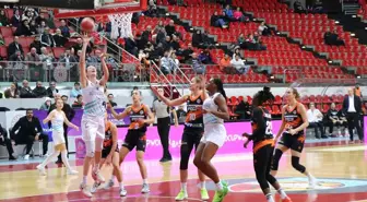 Melikgazi Kayseri Basketbol, NKA Universitas Pecs'i mağlup etti