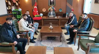 Baskil Kaymakamlığı, Baskil Gençlerbirliği Spor Kulübü'ne malzeme desteği sağladı