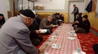 Düzce'de 113 yıldır süren kandil geleneği devam ediyor