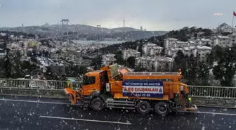 İstanbul'da Kar Yağışı Devam Ediyor