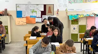 Afyonkarahisar Emirdağ Kaymakamı Okulu Ziyaret Etti
