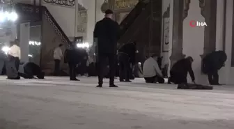 Regaip Kandili'nde Bursalılar Ulu Cami'ye akın etti