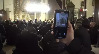 Bursalılar Regaip Kandili'nde Ulu Cami'ye akın etti
