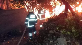 Hatay Samandağ'da çadır yangını kontrol altına alındı