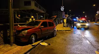 Sapanca'da Otomobil Kazası: 1 Yaralı