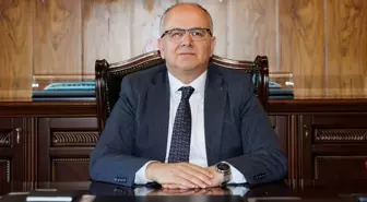 TCDD Genel Müdürü Hasan Pezük, 2023'e damga vuran olaylara ilişkin fotoğrafları oyladı
