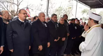 Efeler Belediye Başkanı Mehmet Fatih Atay'ın abisi Atilla Atay toprağa verildi
