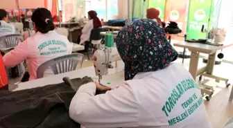 Toroslar Belediyesi, Personel Kıyafetlerini Kendi Atölyelerinde Üretiyor