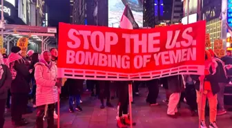 ABD'de Yemen'e yapılan saldırılara tepki gösteren aktivistler protesto düzenledi