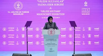 Emine Erdoğan, Rami Kütüphanesi'nde Valide Sultanlar Yazma Eserler Sergisi'nin açılışını yaptı