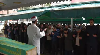 Giresunlu şehit jandarma er Hüseyin Tahmaz'ın babası Hacıbey Mahmut Tahmaz'ın cenazesi toprağa verildi