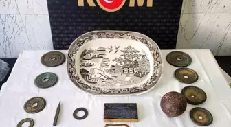 Konya'da yapılan operasyonda çok sayıda sikke ve tarihi obje ele geçirildi