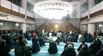 Kulu'da Regaib Kandili'nde Camiler Doldu