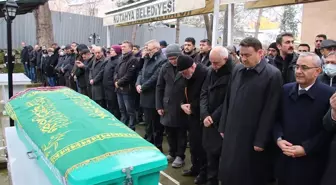 Saadet Partisi Kütahya Milletvekili Ali Fazıl Kasap'ın annesi Döndü Kasap'ın cenazesi defnedildi