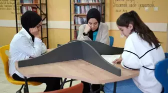 Muş'ta 'Közde Çay Elde Kitap' Projesi Başlatıldı