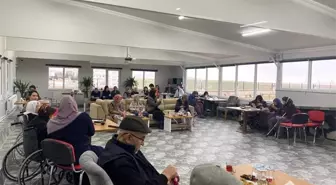 Sivrihisar İlçe Müftüsü ve İmam Hatipler Huzur Evinde Regaib Kandili Programı Yaptı