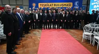 Bursa Büyükşehir Belediye Başkanı Alinur Aktaş, AK Parti'nin kuruluşundan bugüne görev yapmış isimleri bir araya getirdi