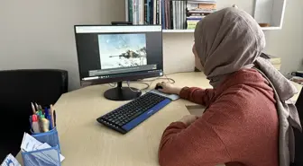 Atatürk Üniversitesi İletişim Fakültesi Akademisyenleri AA'nın Yılın Fotoğrafları Oylamasına Katıldı