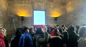 Beylikova Liseli Öğrencileri Ankara'yı Ücretsiz Geziyor