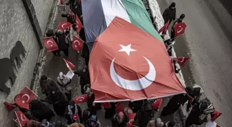 Erzurum, Ardahan ve Erzincan'da İsrail saldırılarını protesto eden yürüyüş gerçekleştirildi