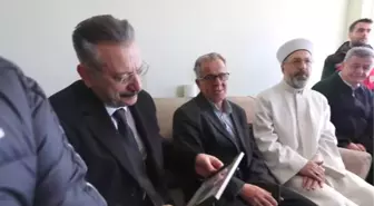 Diyanet İşleri Başkanı Ali Erbaş, şehit ailesini ziyaret etti