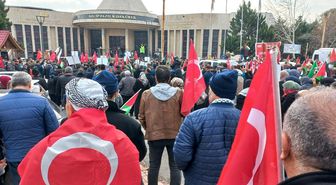 Kahramanmaraş'ta şehitler ve Gazze için yürüyüş düzenlendi