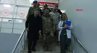 Deniz, Kara ve Hava Kuvvetleri Komutanları Pençe-Kilit Harekatı bölgesinde yaralanan askerleri ziyaret etti