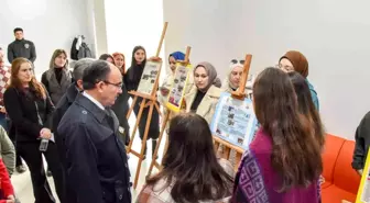 Bilecik Şeyh Edebali Üniversitesi'nde Öğrenciler Tarafından Hazırlanan Poster Sergisi Açıldı