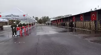 Pençe-Kilit bölgesinde çıkan çatışmada şehit olan 9 asker memleketlerine uğurlandı
