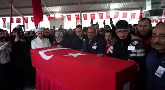 Pençe-Kilit Harekatı Şehidi Hakan Gün Gaziantep'te Son Yolculuğuna Uğurlandı