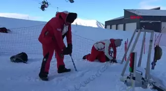 SNOWBOARDCILAR PALANDÖKEN'DE ŞEHİTLERİ ANDI