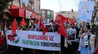 Tekirdağ'da Şehitler ve Filistin İçin Yürüyüş Düzenlendi