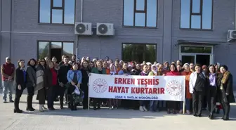 Uşak'ta fabrikalarda çalışan kadınlara eğitim veriliyor