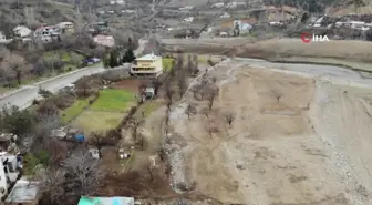 Yıllardır baraja atılan çöpler nedeniyle başları dertte