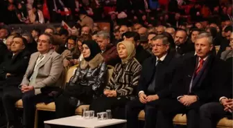 Ahmet Davutoğlu, GELECEK Partisi'nin 2. Olağan Büyük Kongresi'nde yeniden genel başkan seçildi