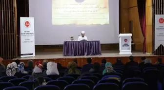 Edirne Müftülüğü tarafından 'Muhabbettin Kapısı Aile: Anne ve Babalık Rolleri' semineri düzenlendi