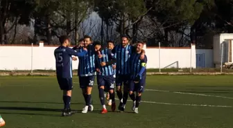 Kuyucakspor, Kurtuluşspor'u 3-0 mağlup ederek liderliğe oturdu