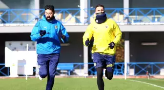 Fenerbahçe'nin yeni transferi Rade Krunic antrenmanlara başladı