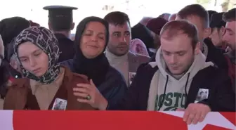 Pençe-Kilit Harekatı'nda şehit olan İstihkam Sözleşmeli Er Murat Atar'ın cenazesi Ordu'da toprağa verildi