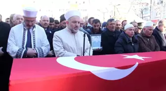 Pençe-Kilit Operasyonu'nda şehit olan Piyade Uzman Çavuş Ahmet Köroğlu son yolculuğuna uğurlandı
